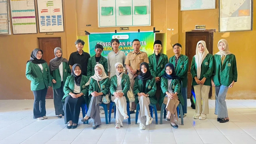 Serah Terima Mahasiswa KKN Universitas Hamzanwadi di Desa Gunung malang Berlangsung Lancar